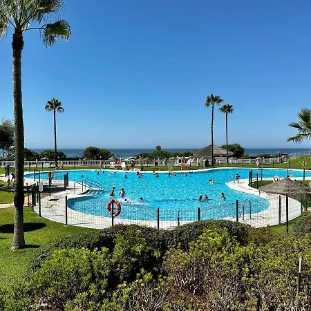 Apartment Lunamar Front Line - Eaw Homes